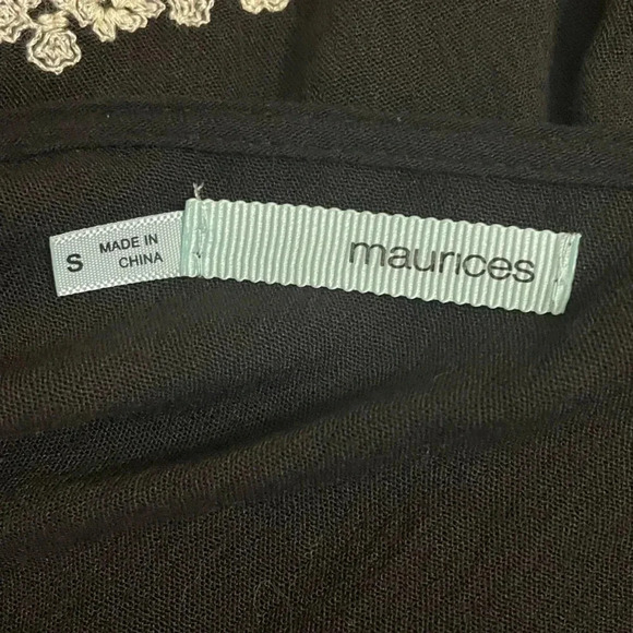 Maurices Diamond Embroidered Bell Sleeve Tunic - Picture 4 of 5